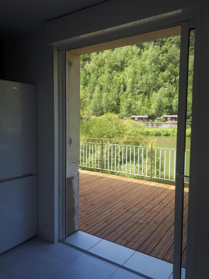 Gite En Bord De Meuse Monthermé エクステリア 写真